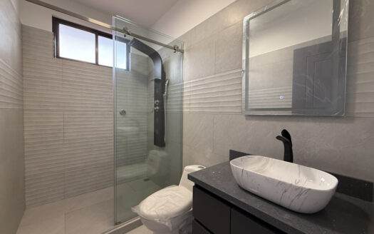 Casa para Estrenar, de 2 Plantas, Moderna y Llena de Luz Natural, en Condominio, Patalillo de Coronado COD 140331