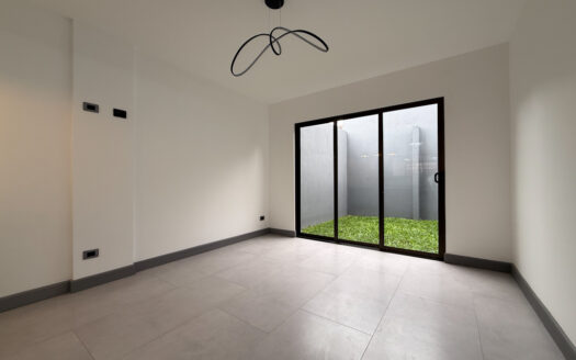 Casa para Estrenar, de 2 Plantas, Moderna y Llena de Luz Natural, en Condominio, Patalillo de Coronado COD 140331