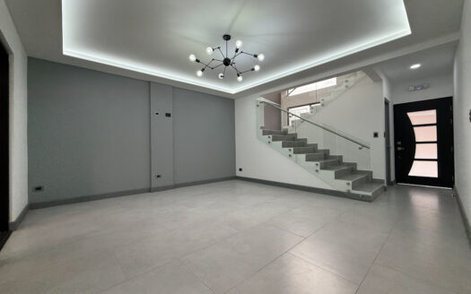 Casa para Estrenar, de 2 Plantas, Moderna y Llena de Luz Natural, en Condominio, Patalillo de Coronado COD 140331