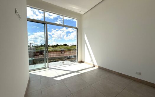 Casa en Venta en Santo Domingo de Heredia, con Amenidades y Financiamiento Total. Código 139980