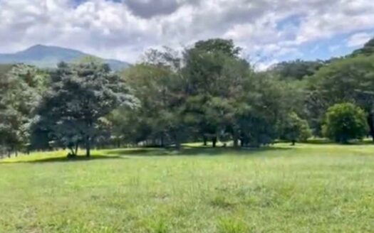🏡 Lote en Venta en Hacienda Espinal, La Guácima, Amplio y Listo para Construir. cod.141546.