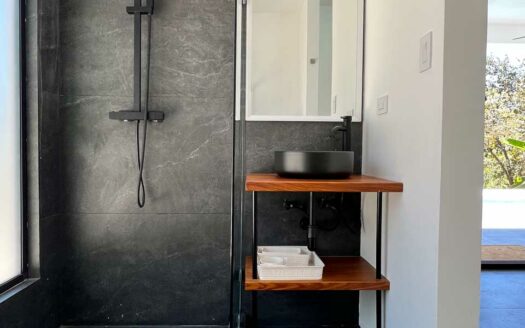 Three-Story Tropical Villa with Guest Casita & Pool in Playa Grande 🌿 COD:141448