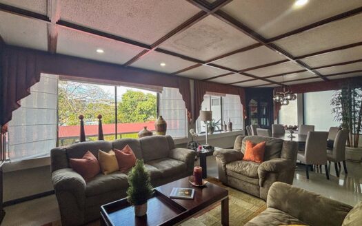 Apartamento en Venta en Barrio Dent, Amplio y Moderno cod.141634