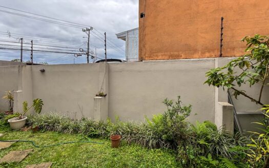 Casa Comercial en Alquiler en San Pedro de Montes de Oca, Ideal para Oficinas y Consultorios cod.141922