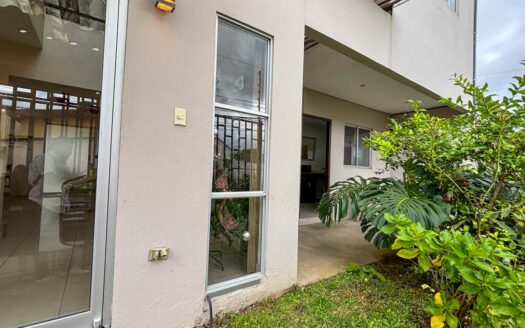 Casa Comercial en Alquiler en San Pedro de Montes de Oca, Ideal para Oficinas y Consultorios cod.141922