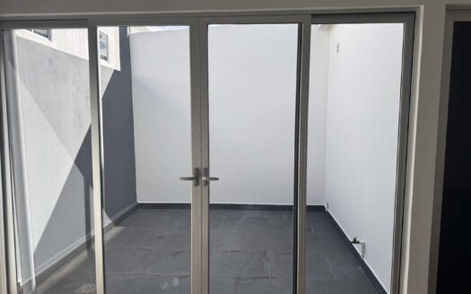 Casa Adjudicada en Venta en Mora, Condominio con Amplias Amenidades. Cod. 141309