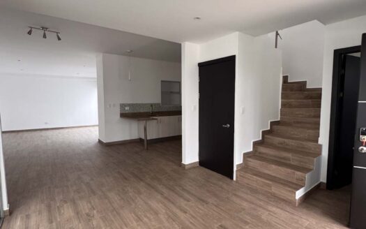 Casa Adjudicada en Venta en Mora, Condominio con Amplias Amenidades. Cod. 141309