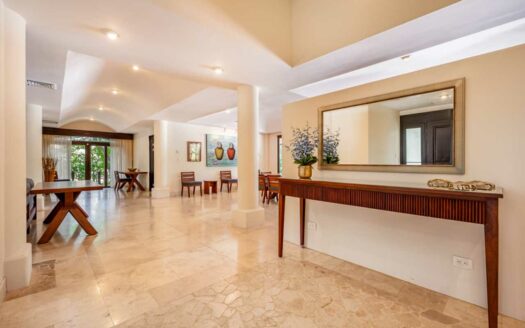 Luxury 6-Bdr Estate w Pool & Jacuzzi in Exclusive Hacienda Pinilla Community 🌿🏌️♂️