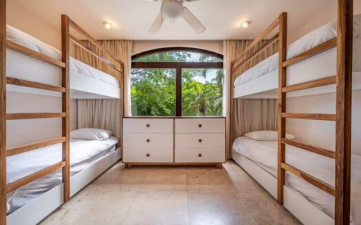 Luxury 6-Bdr Estate w Pool & Jacuzzi in Exclusive Hacienda Pinilla Community 🌿🏌️♂️