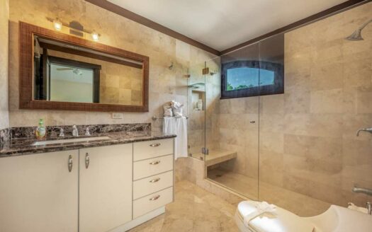 Luxury 6-Bdr Estate w Pool & Jacuzzi in Exclusive Hacienda Pinilla Community 🌿🏌️♂️