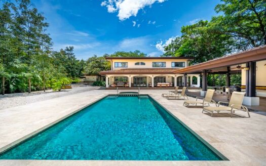 Luxury 6-Bdr Estate w Pool & Jacuzzi in Exclusive Hacienda Pinilla Community 🌿🏌️♂️