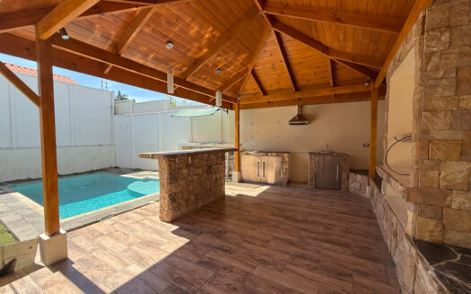 Remate Bancario!!! Oportunidad Casa de 2 Plantas en Condominio Seguro con Hermosas Amenidades en Moravia COD 141891