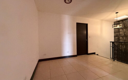 Remate Bancario!!! Oportunidad Casa de 2 Plantas en Condominio Seguro con Hermosas Amenidades en Moravia COD 141891