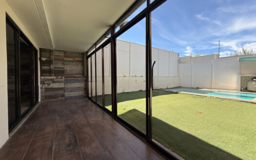 Remate Bancario!!! Oportunidad Casa de 2 Plantas en Condominio Seguro con Hermosas Amenidades en Moravia COD 141891