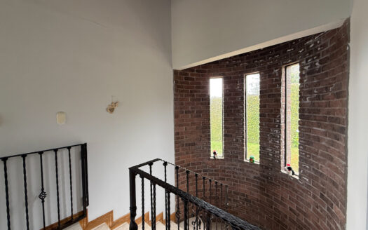 Hermosa Casa con Vista Espectacular, en Condominio muy Exclusivo y Seguro en Mata de Plátano, Goicoechea COD 141652