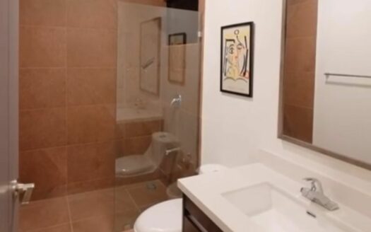 Casa en Venta en Hacienda Los Reyes, Condominio privado. cod.143038