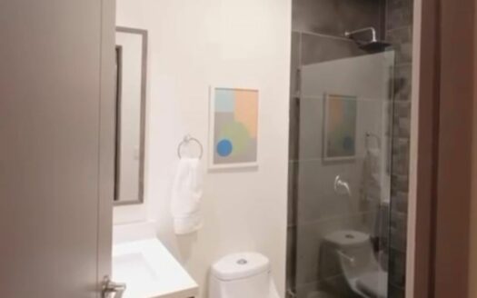 Casa en Venta en Hacienda Los Reyes, Condominio privado. cod.143038