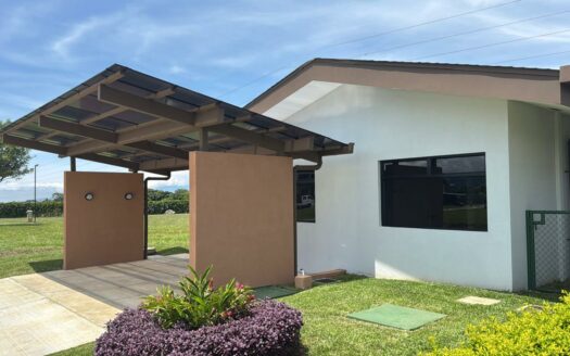 Casa en Venta en Hacienda Los Reyes, Condominio privado. cod.143038