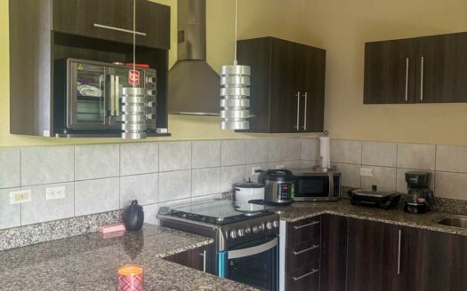 Casa En Venta En La Guácima, Condominio Natura Viva Con Patio Y Oficina. Código 143658