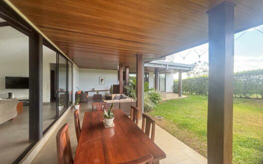 Casa En Alquiler En Hacienda Espavel, Condominio Exclusivo Con Apartamento Independiente.COD.143693