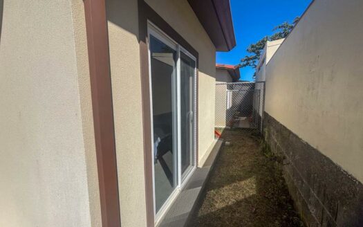 Casa En Venta En San Rafael De Alajuela, 1 Planta En Condominio Con Amenidades.COD.143676