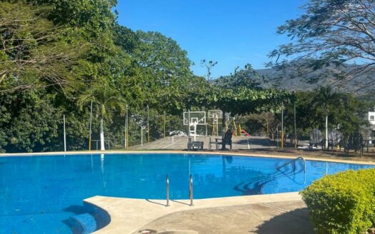 Casa En Venta En La Guácima, Condominio Natura Viva Con Patio Y Oficina. Código 143658