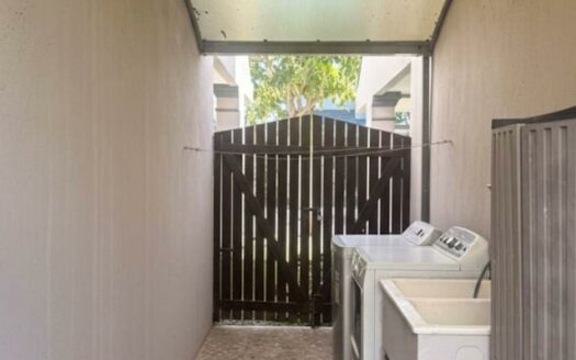 Casa En Venta En La Guácima, Condominio Natura Viva Con Patio Y Oficina. Código 143658