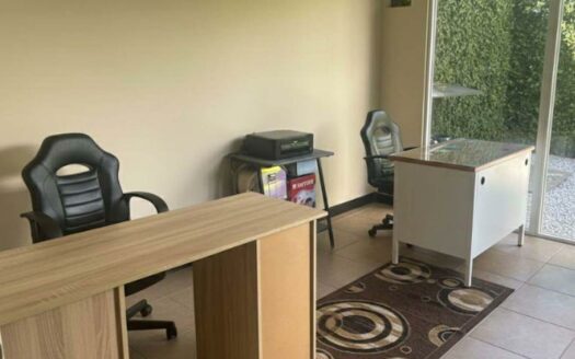 Casa En Venta En La Guácima, Condominio Natura Viva Con Patio Y Oficina. Código 143658