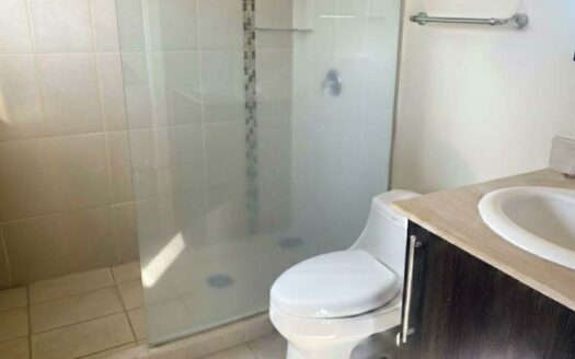 Casa En Venta En La Guácima, Condominio Natura Viva Con Patio Y Oficina. Código 143658