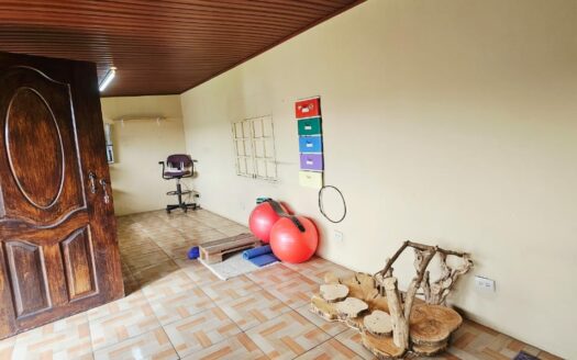 Casa Tipo Quinta En Venta En Río Segundo De Alajuela De Una Planta Y Gran Terreno con 5 Habitaciones y 10 Parqueos. COD. 143730