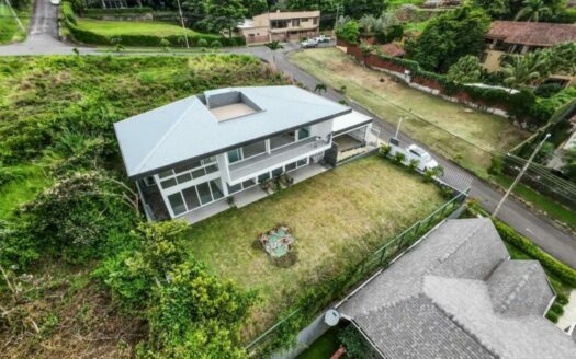 Curridabat: Estrene Casa en Condominio Hacienda Gregal! Construya a Su Gusto.#143899