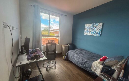 Casa En Alquiler En Hacienda Espavel, Condominio Exclusivo Con Apartamento Independiente.COD.143693