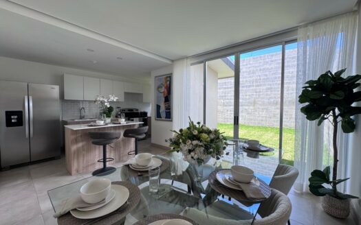 Tres Ríos: Casas en Condominio 100% Separadas a Estrenar con 200 Metros de Lote. #143058