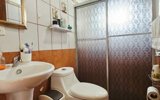 Casa Tipo Quinta En Venta En Río Segundo De Alajuela De Una Planta Y Gran Terreno con 5 Habitaciones y 10 Parqueos. COD. 143730