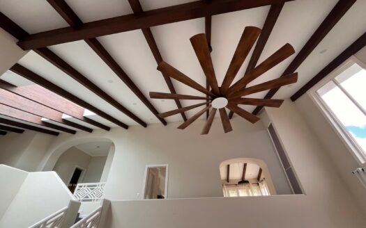 San Juan de la Unión: Amplia Casa en Colinas de Montealegre con Lote de 851 Metros. #142704