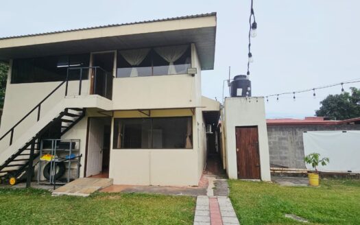 Casa Tipo Quinta En Venta En Río Segundo De Alajuela De Una Planta Y Gran Terreno con 5 Habitaciones y 10 Parqueos. COD. 143730