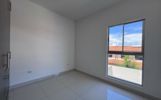 Tres Ríos: Casa en Condominio a Estrenar con 3 Habitaciones + Oficina/4ta Habitación. Entrega Julio 2026. #142536