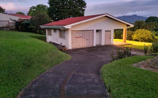 Lote En Venta En San Rafael De Montes De Oca, 1.393 m² Plano Con Vista cod.142118