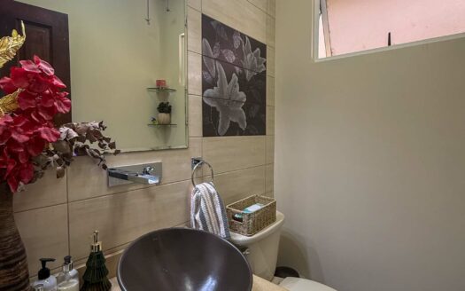 Casa En Venta En San Francisco De Heredia En Condominio, Separadas con Amplios Espacios. Código 142825