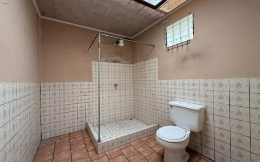 Oportunidad por Remate Bancario!!! Casa de un Nivel en Urbanización Corazón de Jesús, San Francisco de Coronado COD 143068