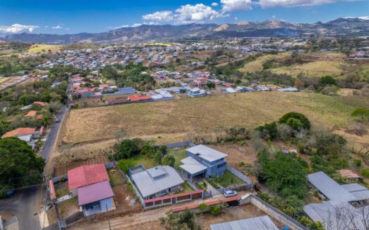 Casa En Venta En Grecia, Moderna Con Amplio Terreno Y Vista Panorámica- Home for sale in Grecia.cod.142194