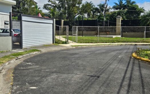 Tres Ríos: Lote en Residencial Privado Omega con 248 Metros. #142215