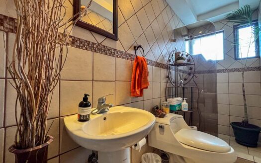 Casa en Alquiler en Sabanilla, Cerca del Parque, de Una Planta y Pet Friendly cod.142292