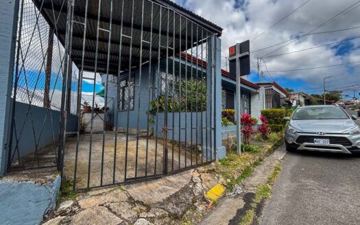 Casa En Venta En Sabanilla De Montes De Oca, Ideal Para Inversión Cerca De La UCR cod.142646