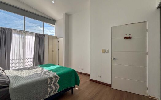 Casa En Venta En Montes De Oca, Condominio Con Amenidades Familiares cod.143422