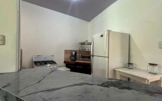 Apartamento en Alquiler en Plazoleta San Antonio de Desamparados, zona céntrica y segura COD#142605