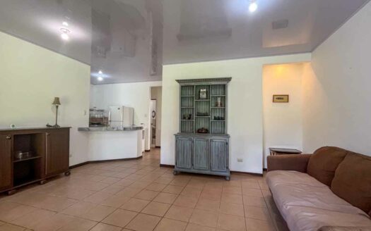 Apartamento en Alquiler en Plazoleta San Antonio de Desamparados, zona céntrica y segura COD#142605