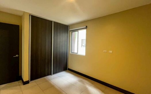 Apartamento en San Sebastián, San José primer piso, con piscina y seguridad COD#143582