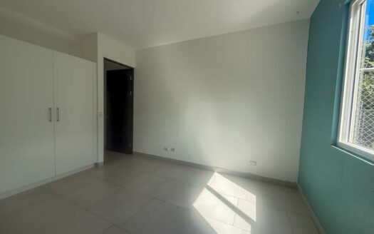 Apartamento En Venta En San Pablo De Heredia, Remate Bancario De Contado. Código 142981