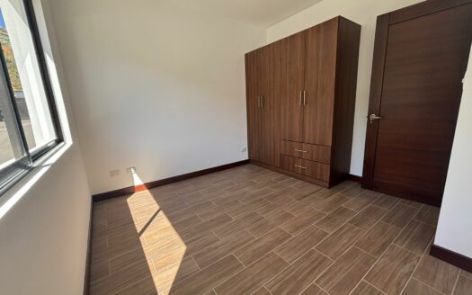 Espectaculares Casas en venta- Condominio en Agua Caliente de Cartago. Cod. 142087
